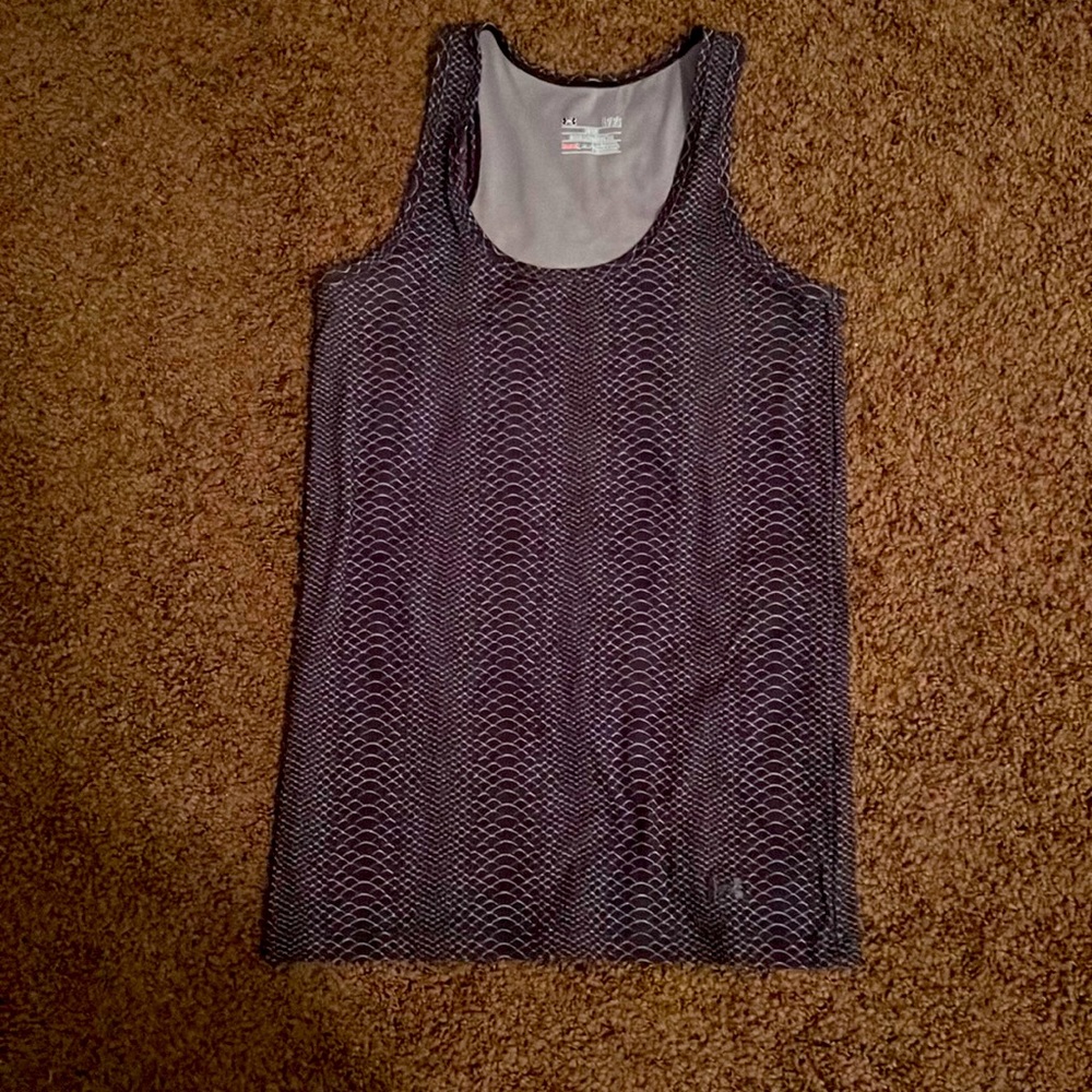 Barely worn. Beautiful gray and black Wms M longer length tank top